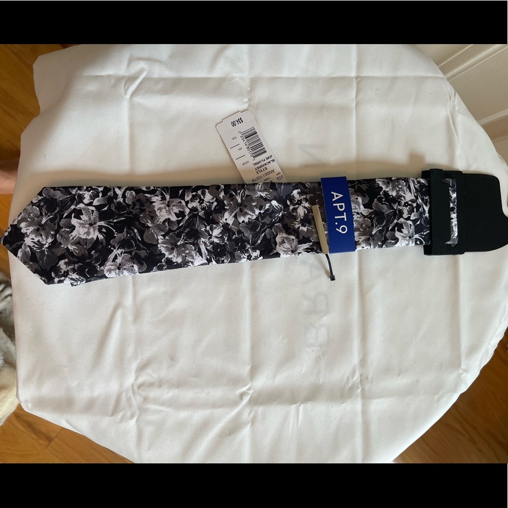 Mens Tie